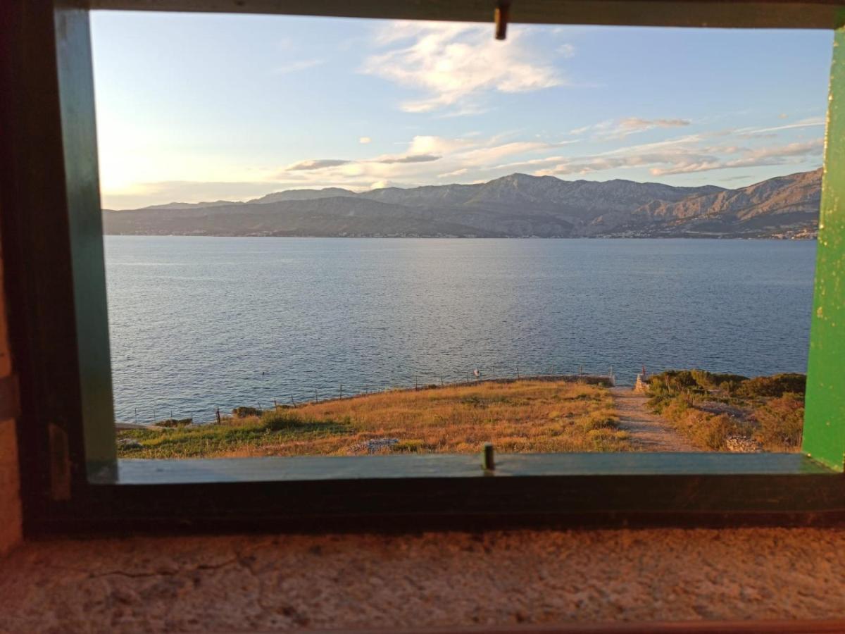 Vacation House, Parking Included, Lovrecina Postira Exteriör bild