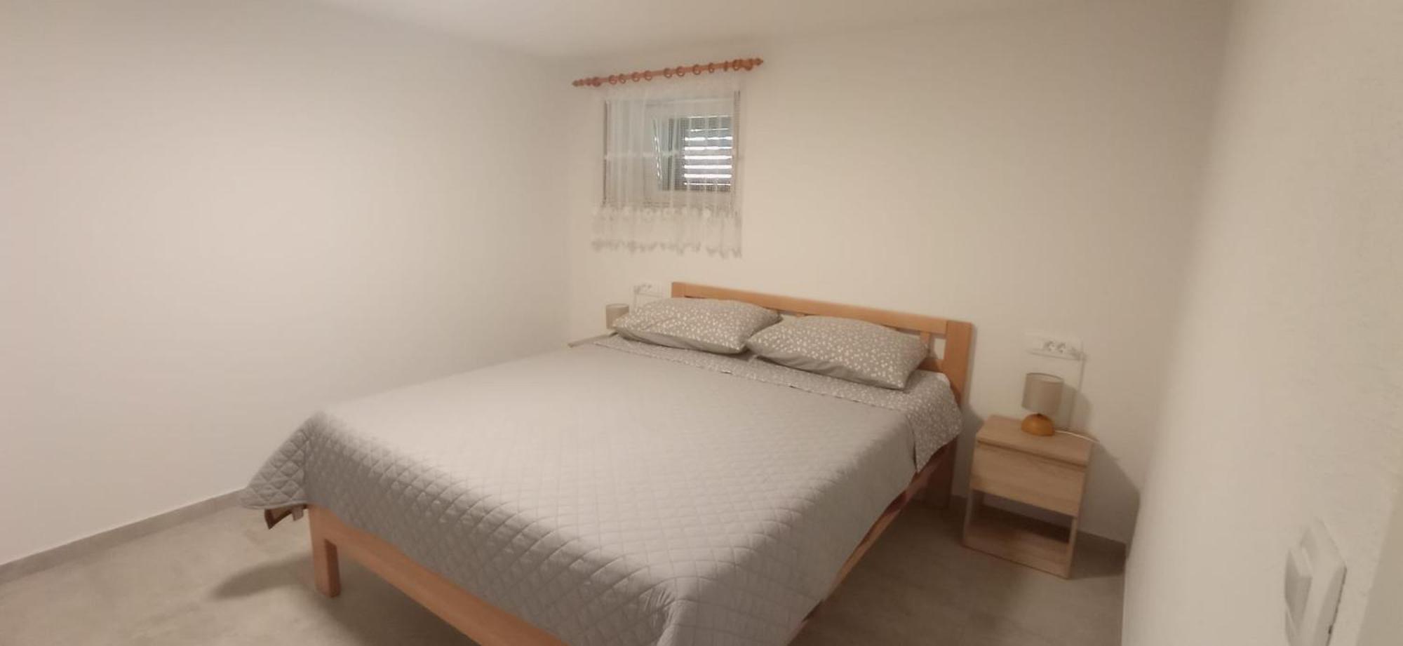 Vacation House, Parking Included, Lovrecina Postira Exteriör bild
